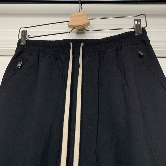 Rick Owens Drop-Crotch Cropped Black Track Pants - Picture 3 of 8